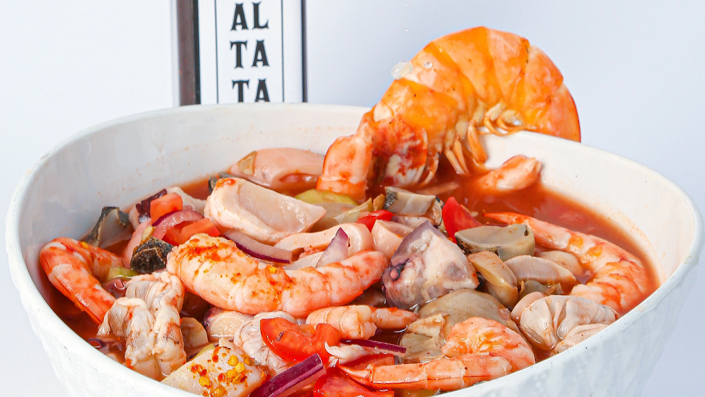 Mariscos Altata | 5828 W Indian School Rd, Phoenix, AZ 85031, USA | Phone: (623) 247-0832