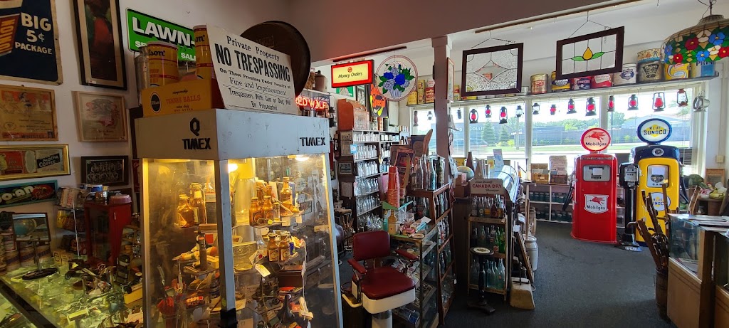On The Hunt Antiques | 5598 Dixie Hwy, Waterford Twp, MI 48329 | Phone: (248) 742-1142