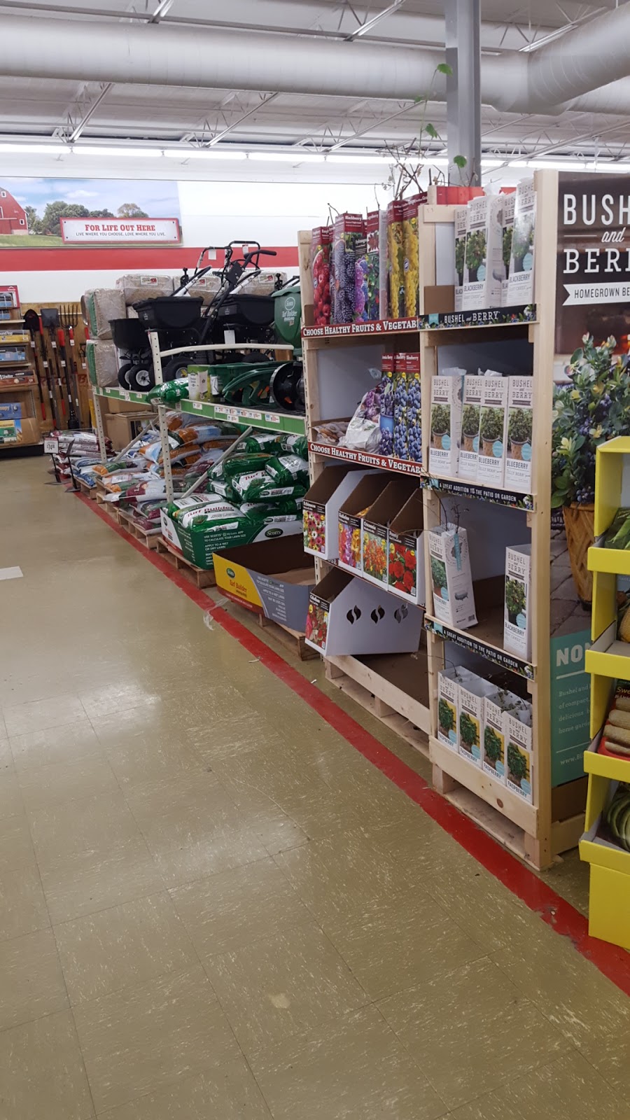 Tractor Supply Co. | 7910 L St, Omaha, NE 68127, USA | Phone: (402) 339-2800