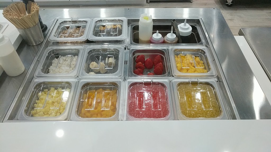 Fresh Frozen Rolled Ice Cream | 1st floor inside mall, 358 N Broadway, Hicksville, NY 11801, USA | Phone: (516) 470-1841