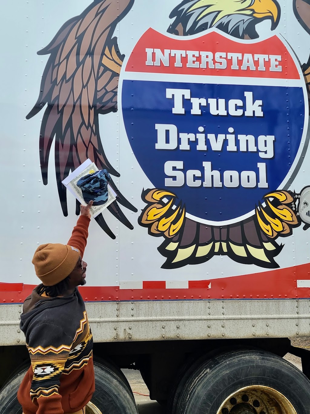 Interstate Truck Driving School | 33 Wentworth Ave E Suite 120, West St Paul, MN 55118, USA | Phone: (651) 735-9250