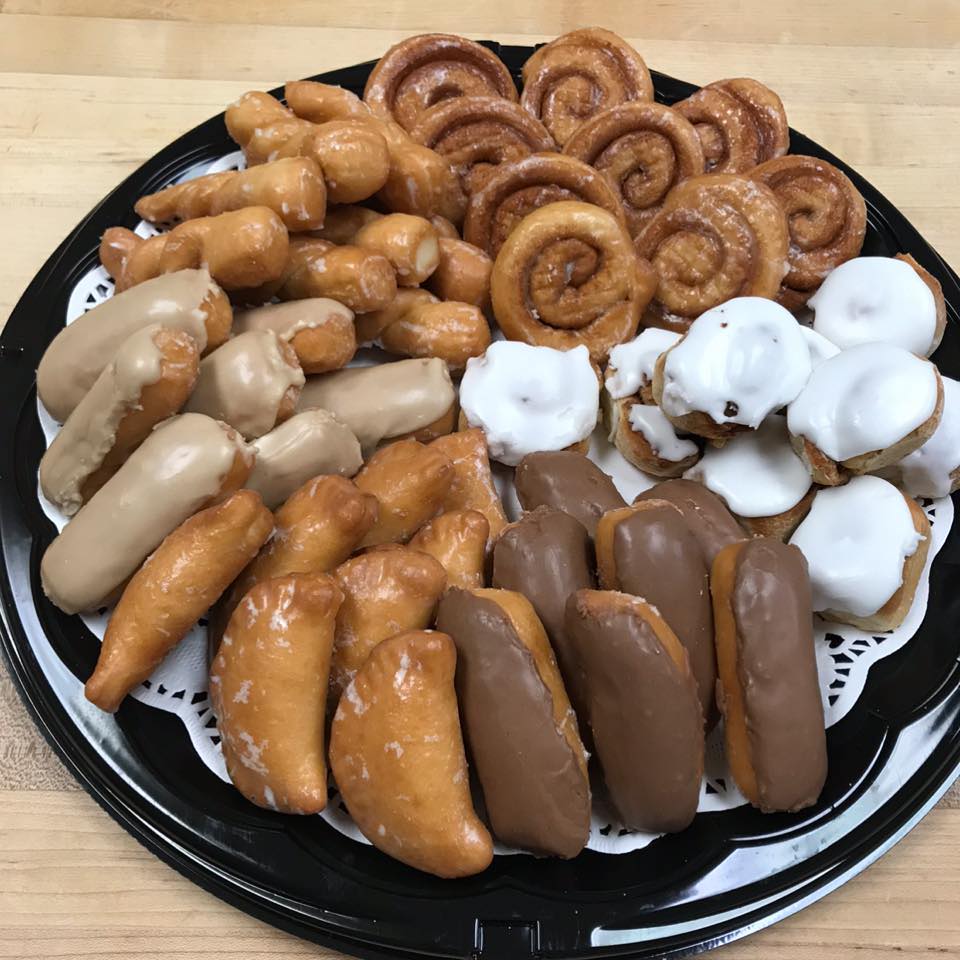 Sugar Shak Daylight Donuts | 2121 N Tyler Rd Ste 113, Wichita, KS 67212, USA | Phone: (316) 721-6272