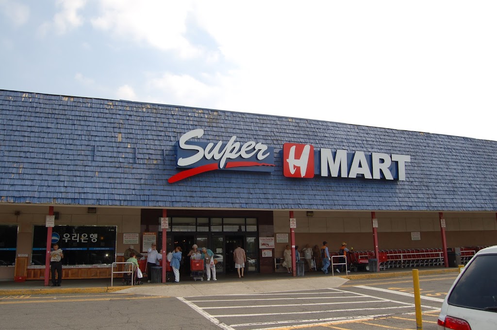 H Mart Ridgefield | 321 Broad Ave, Ridgefield, NJ 07657, USA | Phone: (201) 943-9600