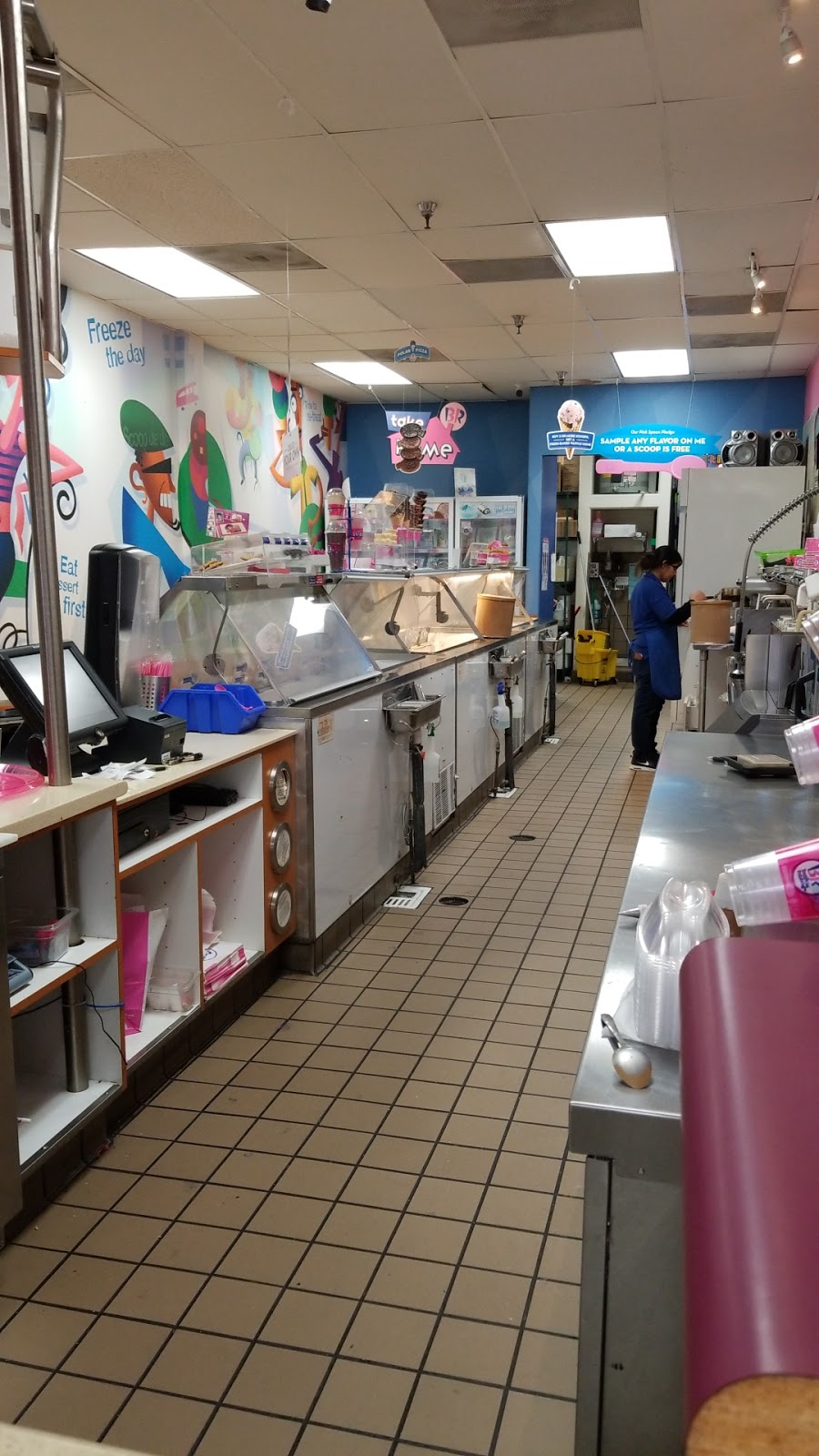 Baskin-Robbins | 10939 Firestone Blvd, Norwalk, CA 90650, USA | Phone: (562) 807-3638