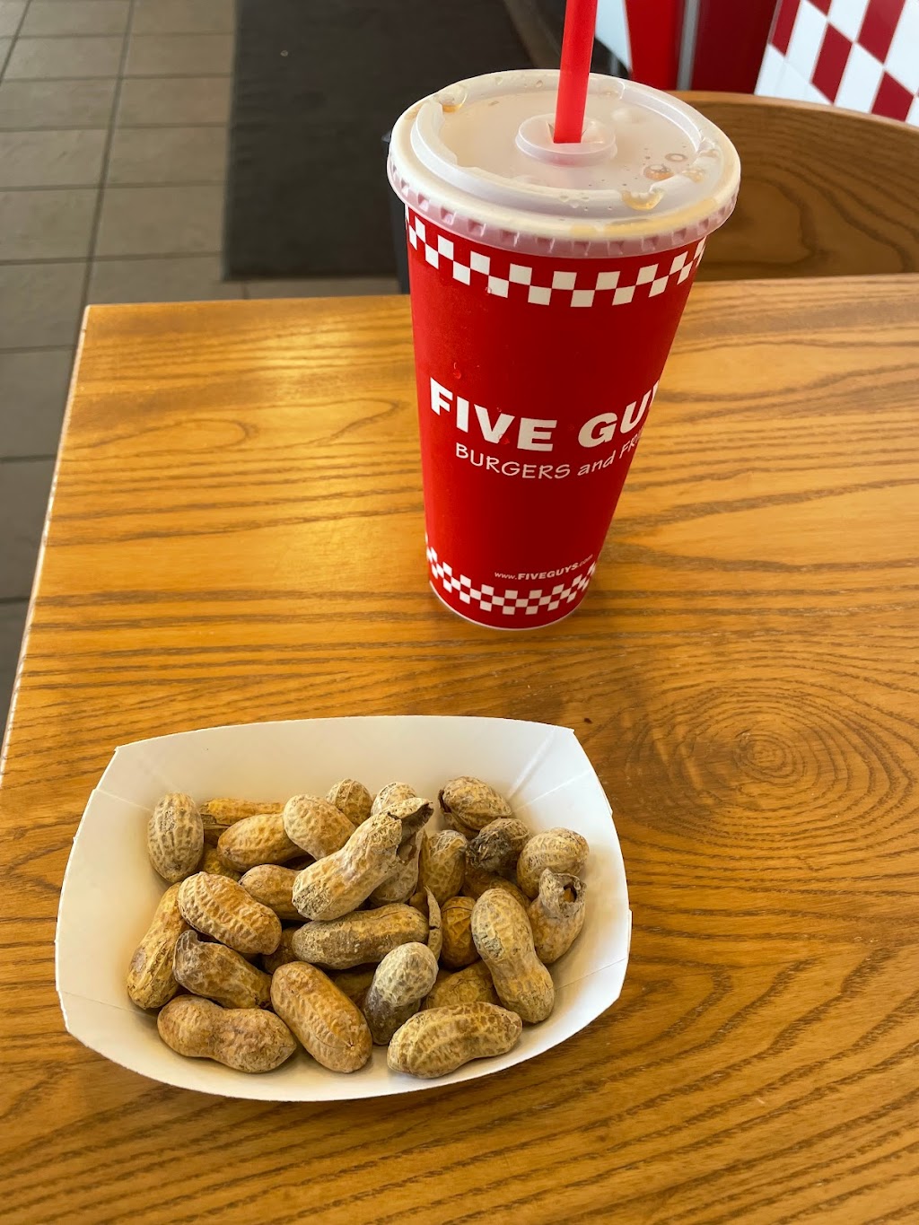 Five Guys | 1018 Shoppes At Midway Dr, Knightdale, NC 27545, USA | Phone: (919) 266-6664