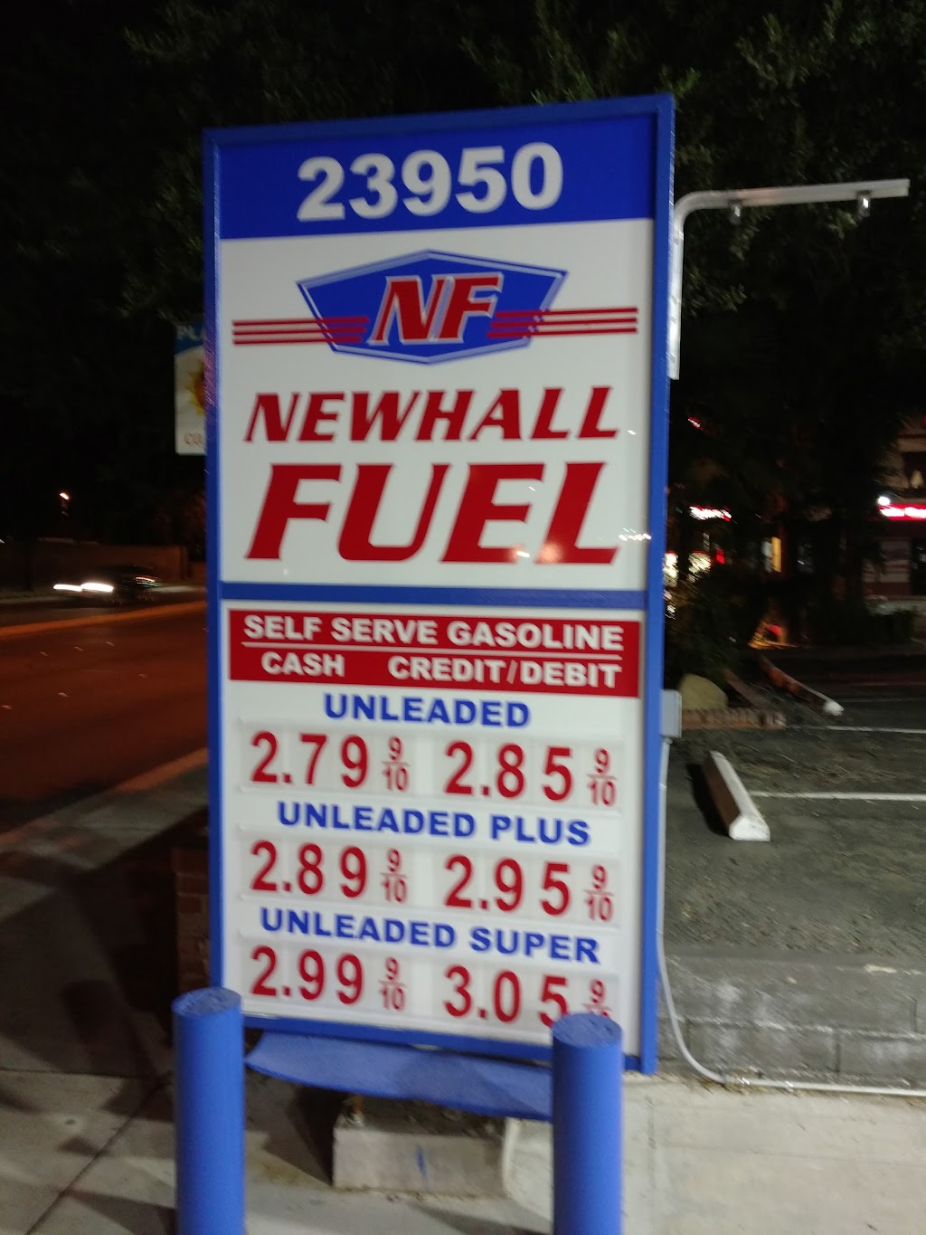 Newhall Fuel | 23950 Lyons Ave, Santa Clarita, CA 91321, USA | Phone: (661) 253-1458