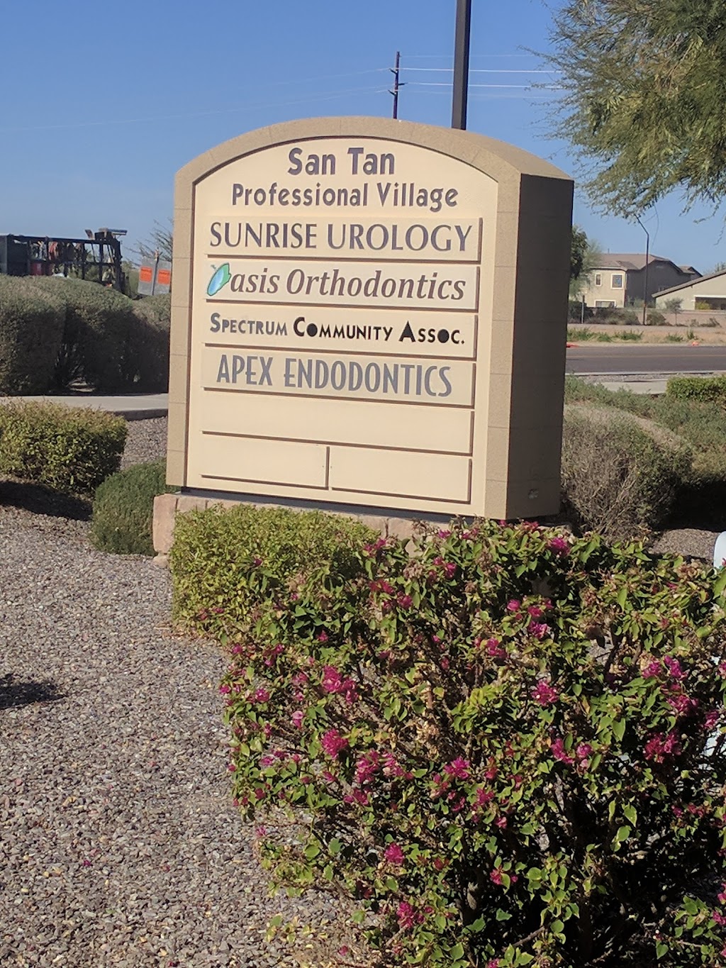 San Tan Professional Village | 3303 S Lindsay Rd, Gilbert, AZ 85297, USA | Phone: (480) 659-5811