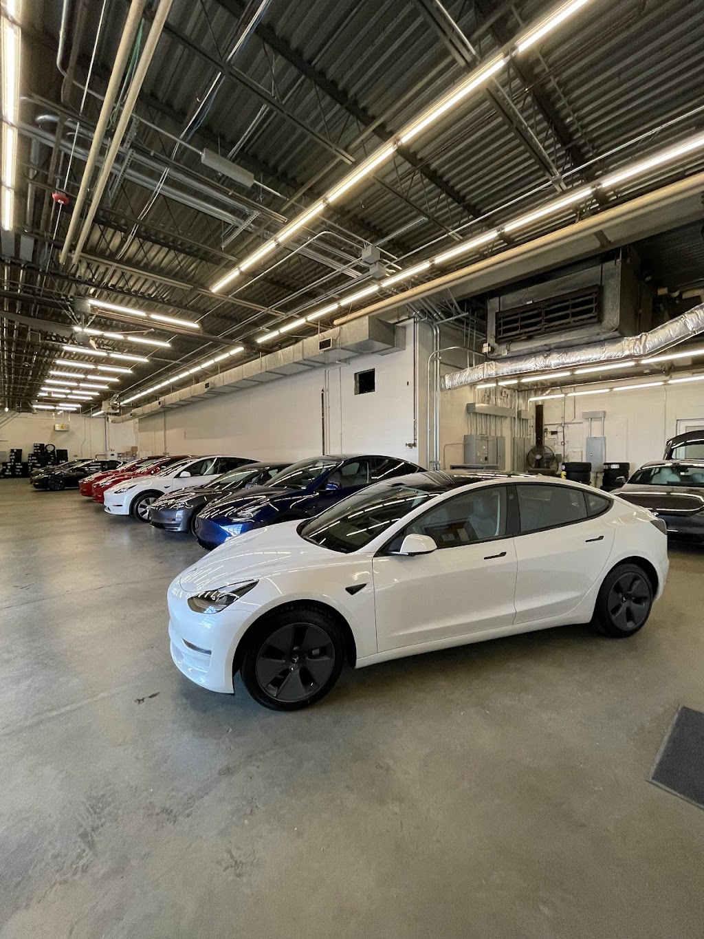 Tesla | 210 Andover St, Peabody, MA 01960, USA | Phone: (978) 326-1623