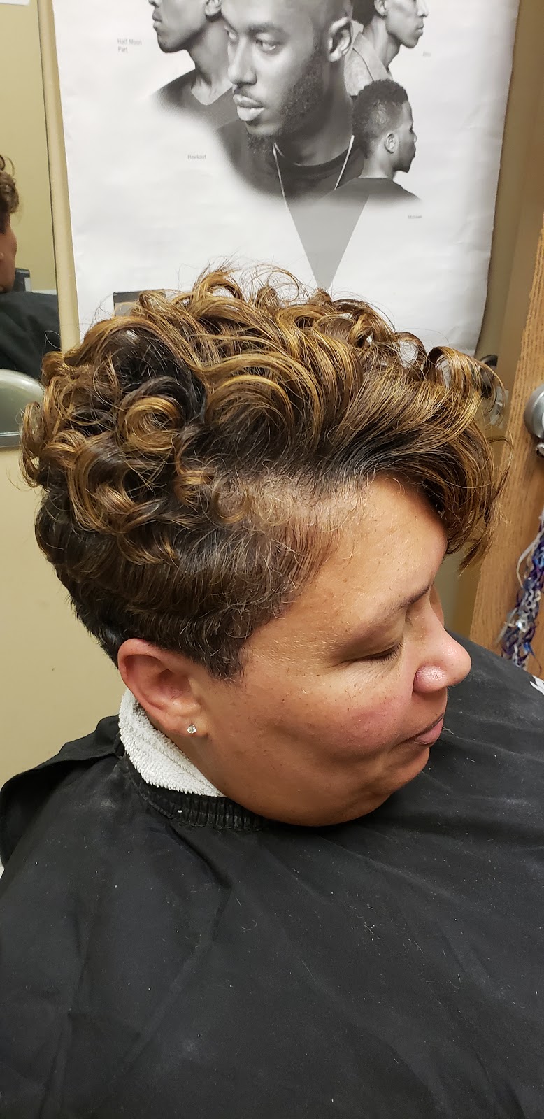 Kutz Hair studio | 264 E Columbia Ave, Belleville, MI 48111, USA | Phone: (313) 828-8278