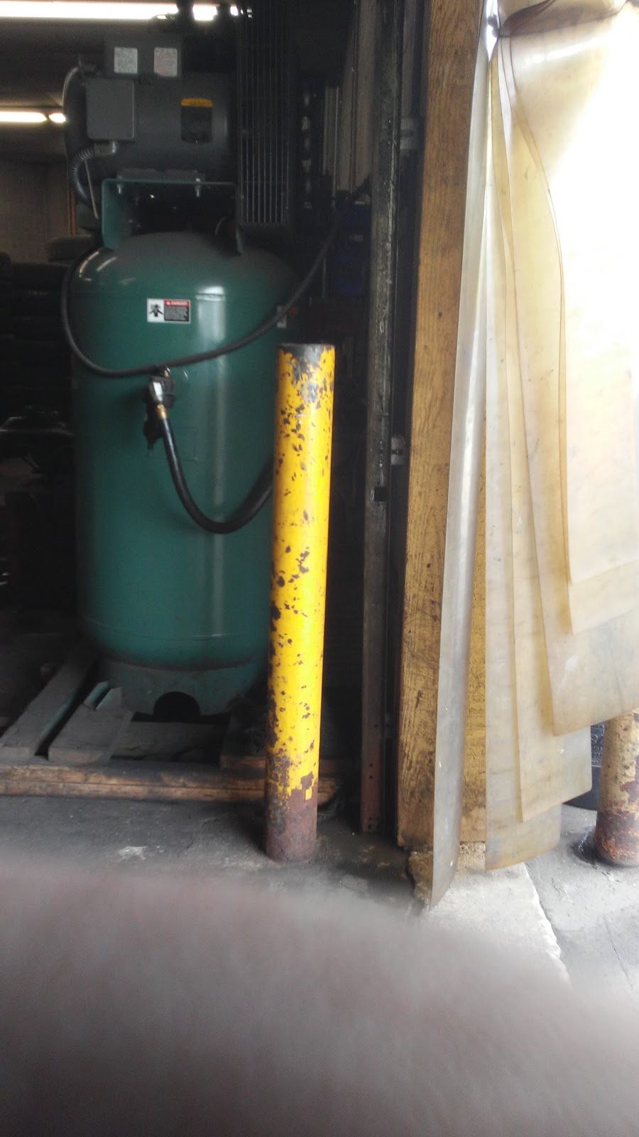 Tire X Change | 868 W Exchange St, Akron, OH 44302, USA | Phone: (330) 867-8473