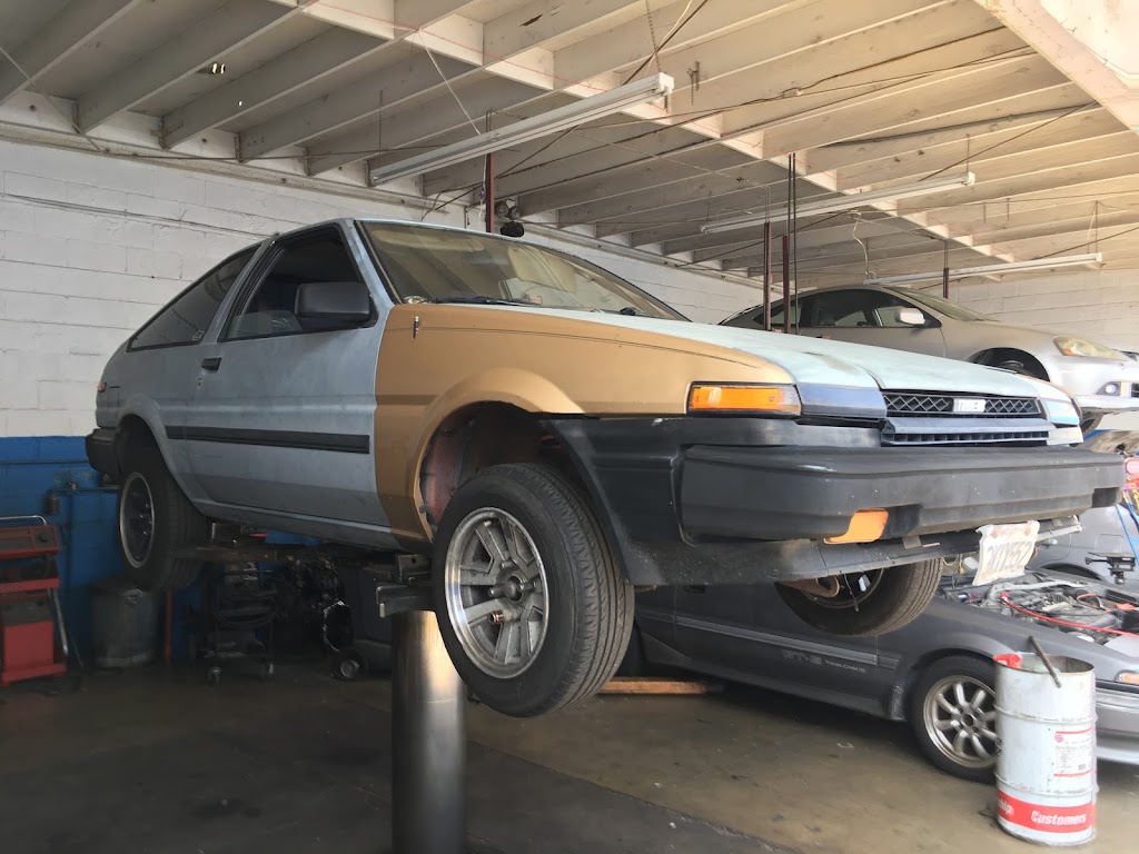 Dinos Auto Repair | 710 Georgia Ave, Azusa, CA 91702, USA | Phone: (626) 969-7711