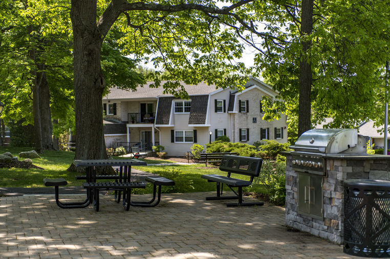 Westwood Glen Commons, a 62+ Community | 21 Westwood Glen Rd, Westwood, MA 02090, USA | Phone: (978) 806-2289