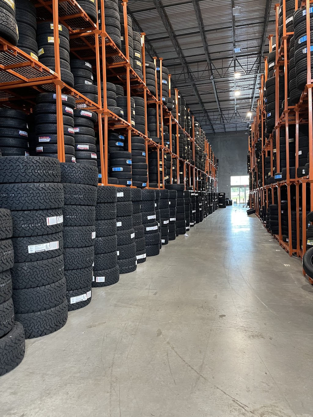 Priority Tire | 1750 Airport Rd STE 102, Jacksonville, FL 32218, USA | Phone: (866) 440-0177