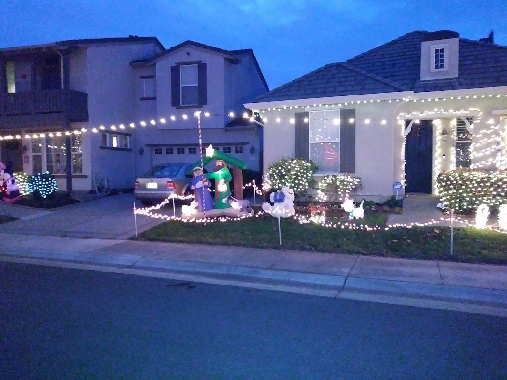 Blue Oak Park | 2550 Serenata Way, Sacramento, CA 95835, USA | Phone: (916) 808-5200