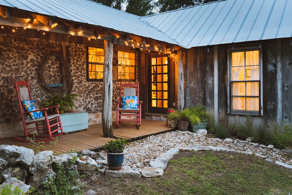 The Cabin on Barton Creek | 3400 Bell Springs Rd, Dripping Springs, TX 78620, USA | Phone: (512) 426-4732