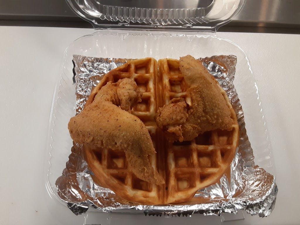 Lil Mamas Chicken Shack | 3924 W Red Bird Ln, Dallas, TX 75237, USA | Phone: (214) 272-7977