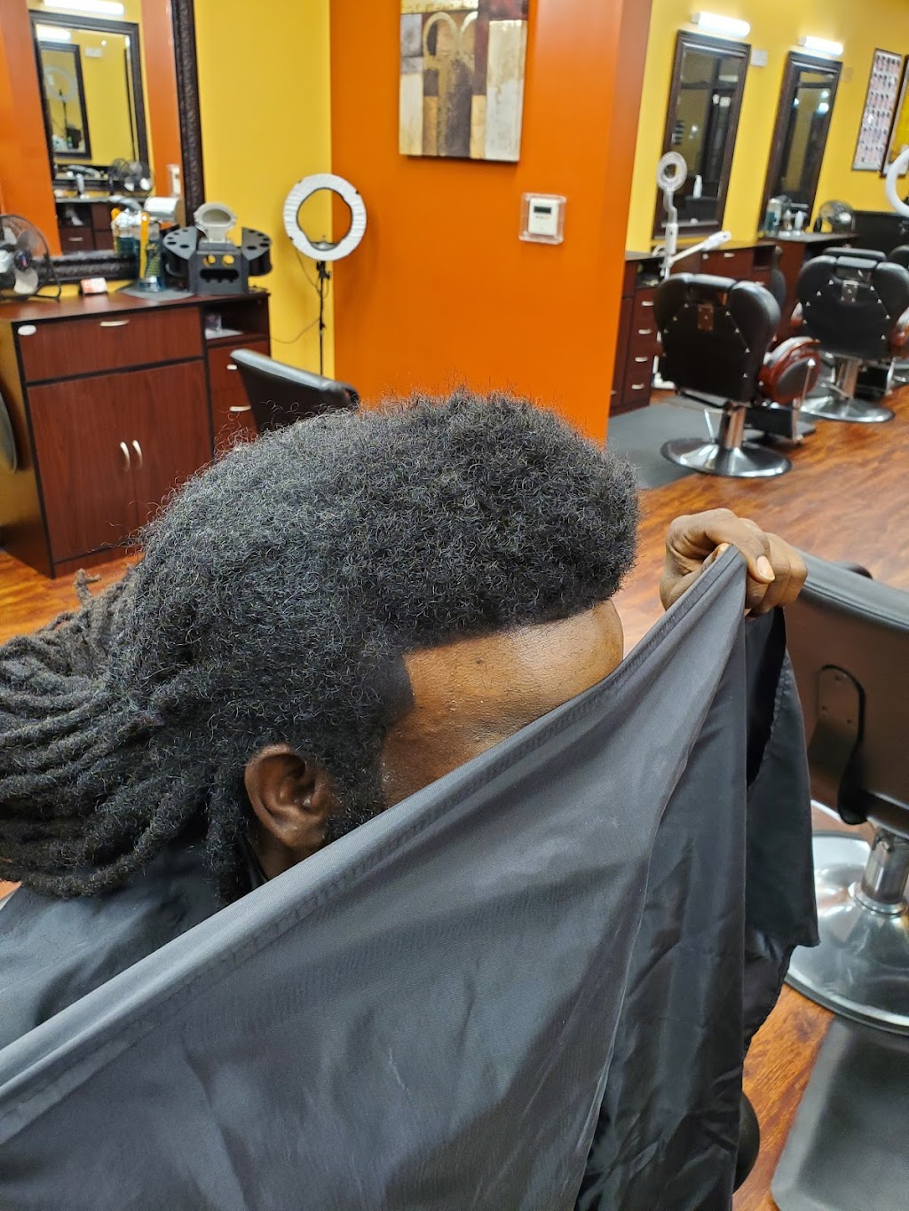 CHOSEN Styles And Cuts Salon | 3854 E Little Creek Rd, Norfolk, VA 23518, USA | Phone: (757) 395-4787