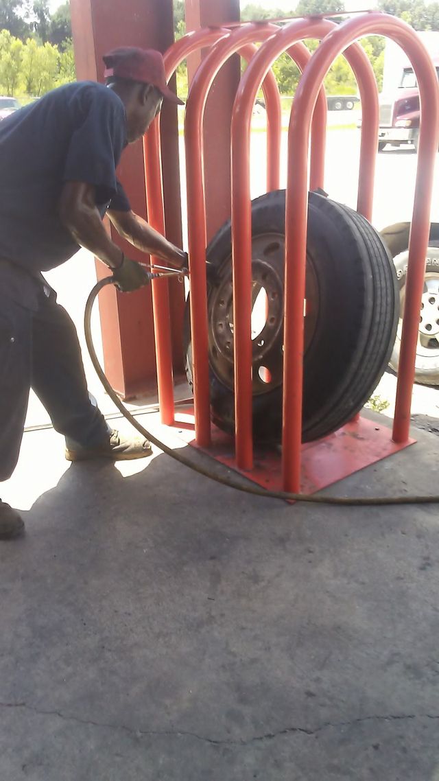 Jamar Truck Tire Repair | 8263 Frontage Rd, Olive Branch, MS 38654, USA | Phone: (662) 890-4771