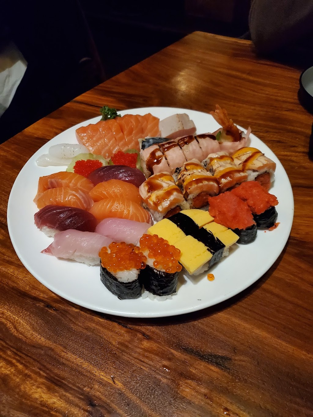 Sakana Sushi & Japanese Cuisine | 200 NJ-10, East Hanover, NJ 07936, USA | Phone: (862) 701-6000