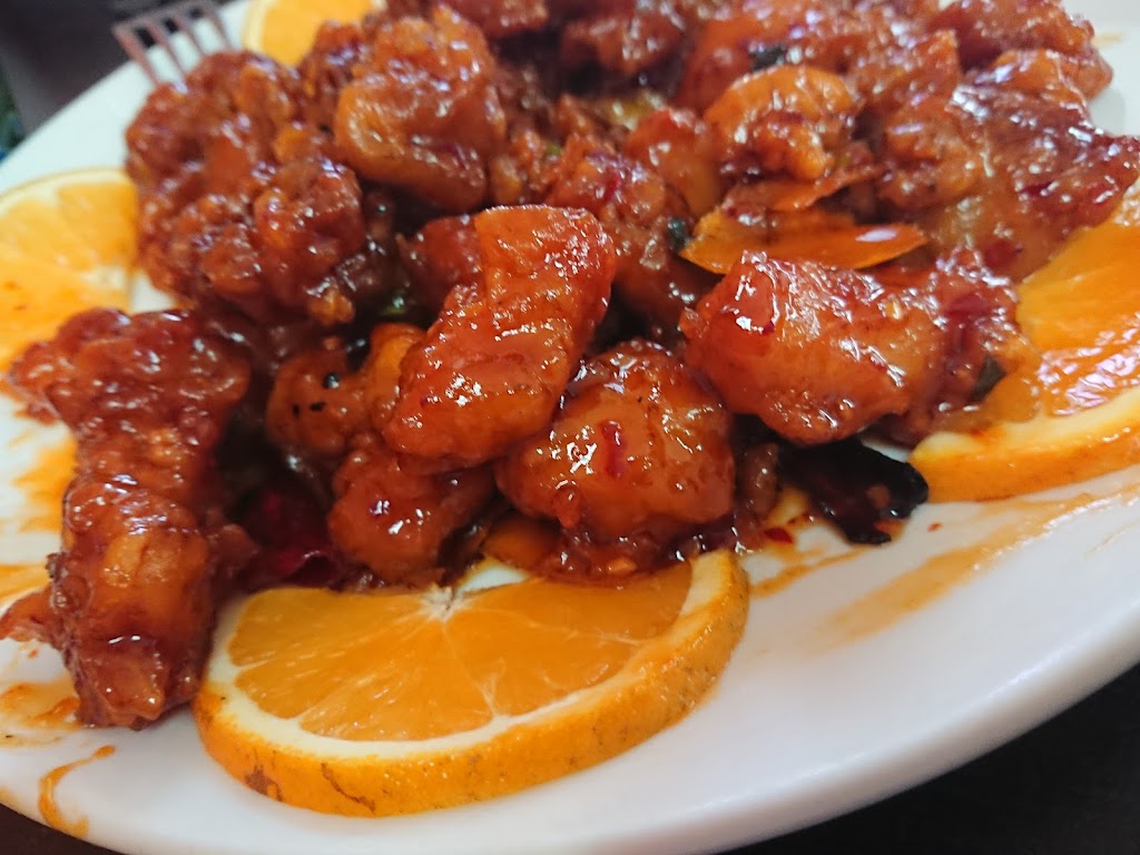 Lis Chinese Kitchen | 1071 Country Club Dr #106, Mansfield, TX 76063, USA | Phone: (682) 518-3000