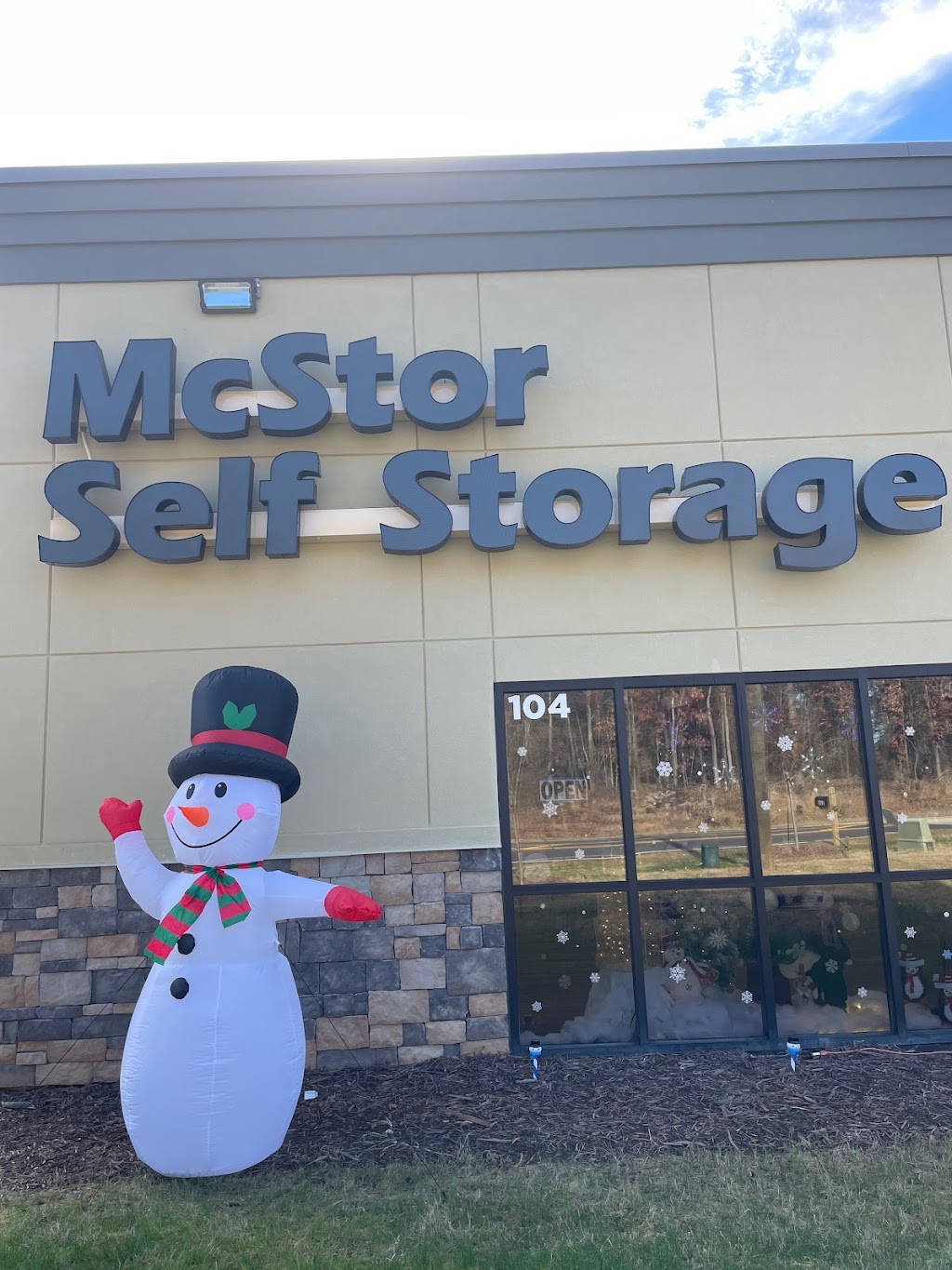 McStor Self Storage | 104 Tarboro Rd, Youngsville, NC 27596, USA | Phone: (919) 886-6911