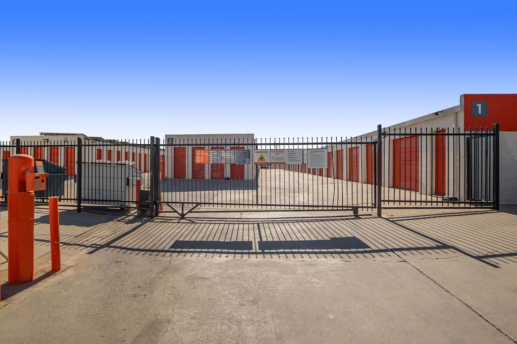 Public Storage | 1600 Fairway Ave, Colton, CA 92324, USA | Phone: (909) 430-1793