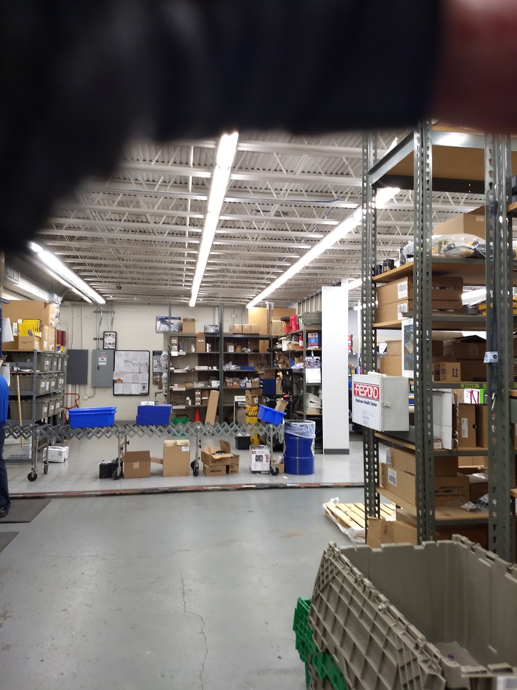 NAPA Auto Parts - Genuine Parts Company | 6160 Grover St, Omaha, NE 68106, USA | Phone: (402) 554-4500