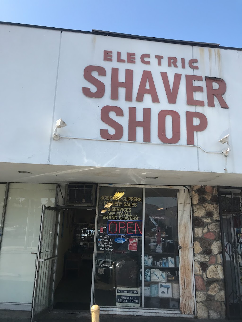 Electric Shaver Shop | 15234 Victory Blvd, Van Nuys, CA 91411 | Phone: (818) 786-2775