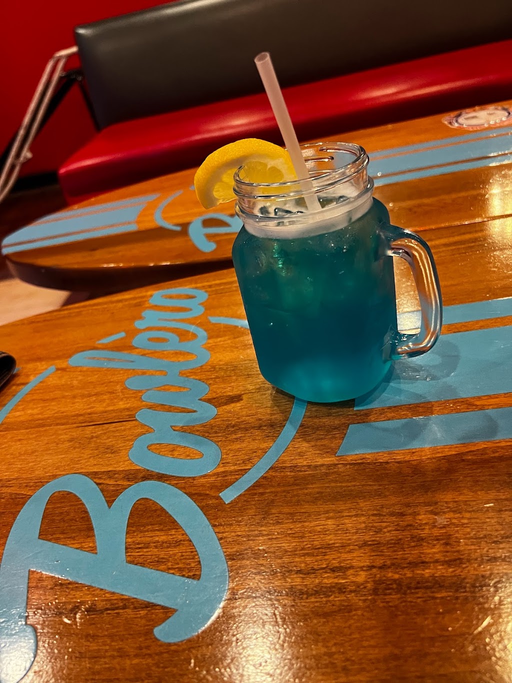 Bowlero Mineola | 199 E Jericho Turnpike, Mineola, NY 11501, USA | Phone: (516) 741-3444