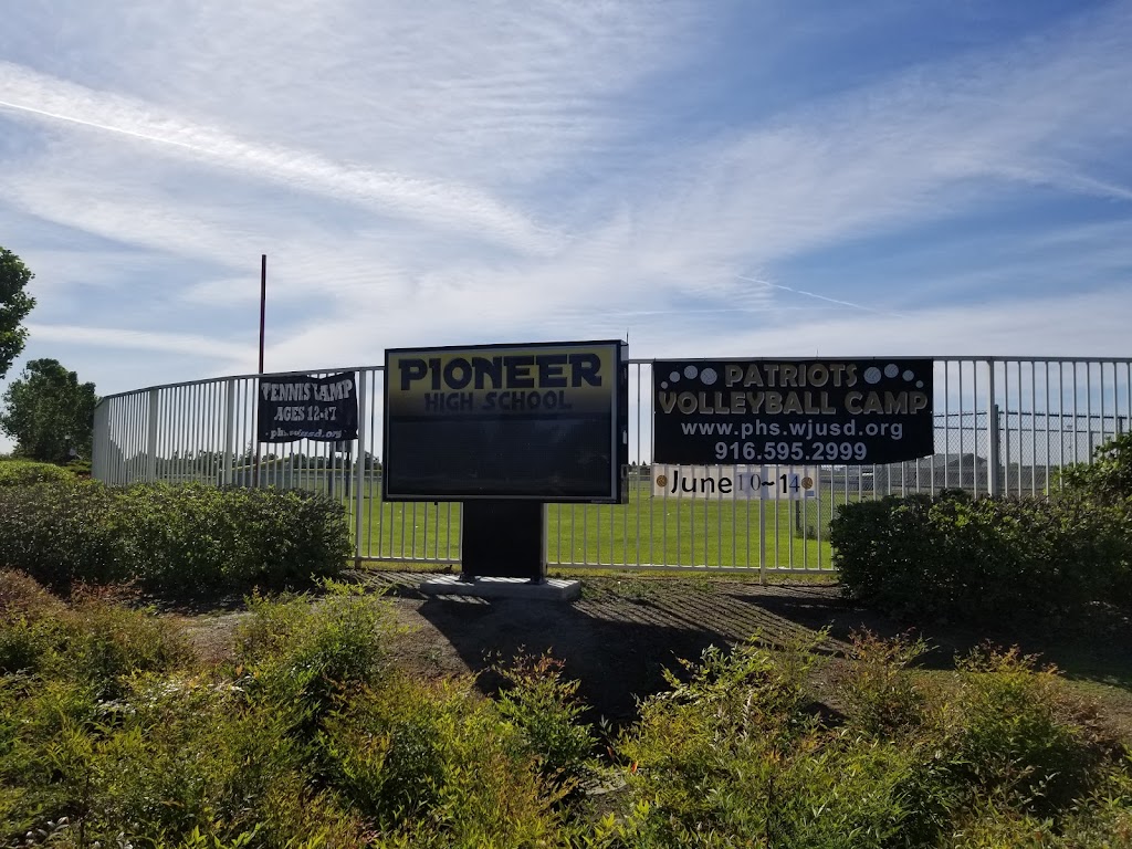 Pioneer High School | 1400 Pioneer Ave, Woodland, CA 95776, USA | Phone: (530) 406-1148