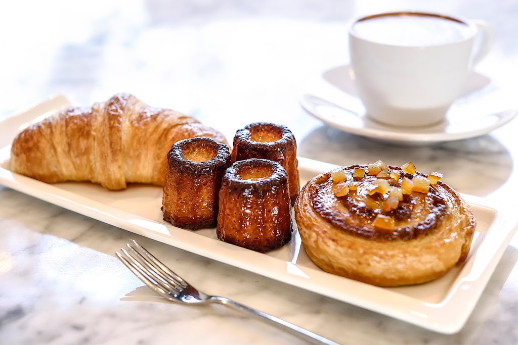 Alexanders Patisserie | 19379 Stevens Creek Blvd #100, Cupertino, CA 95014, USA | Phone: (408) 886-3333