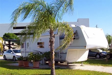 Lazy Oaks RV Park | 219 33rd St W, Palmetto, FL 34221, USA | Phone: (941) 914-0612