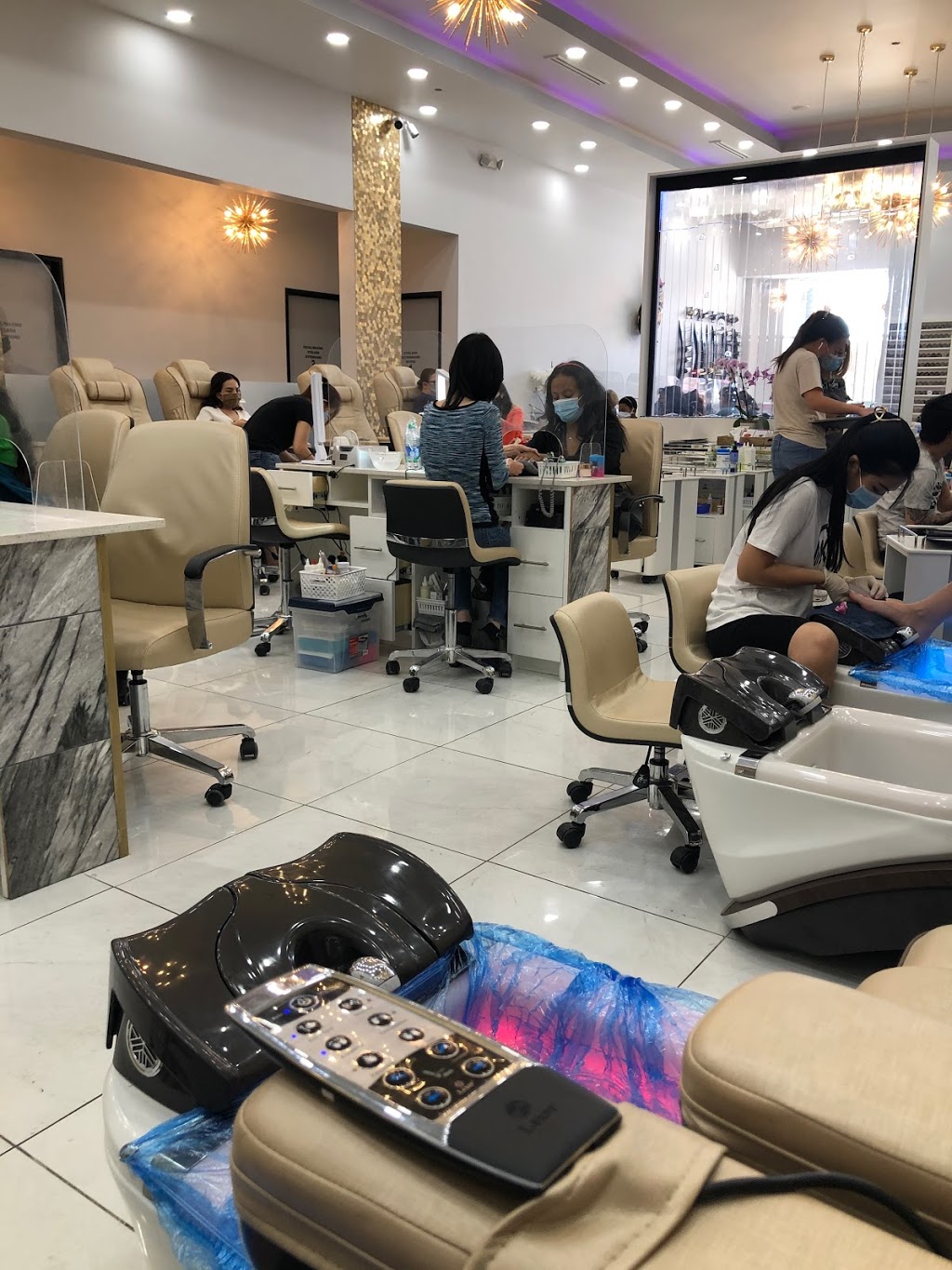 iPolish Nail Bar | 1949 E Camelback Rd Ste 140, Phoenix, AZ 85016, USA | Phone: (602) 374-3999