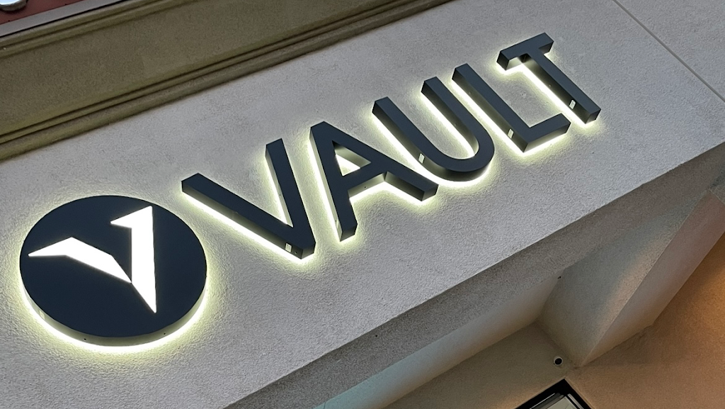 Vault Vapes | 26873 Sierra Hwy, Santa Clarita, CA 91321, USA | Phone: (661) 367-4809