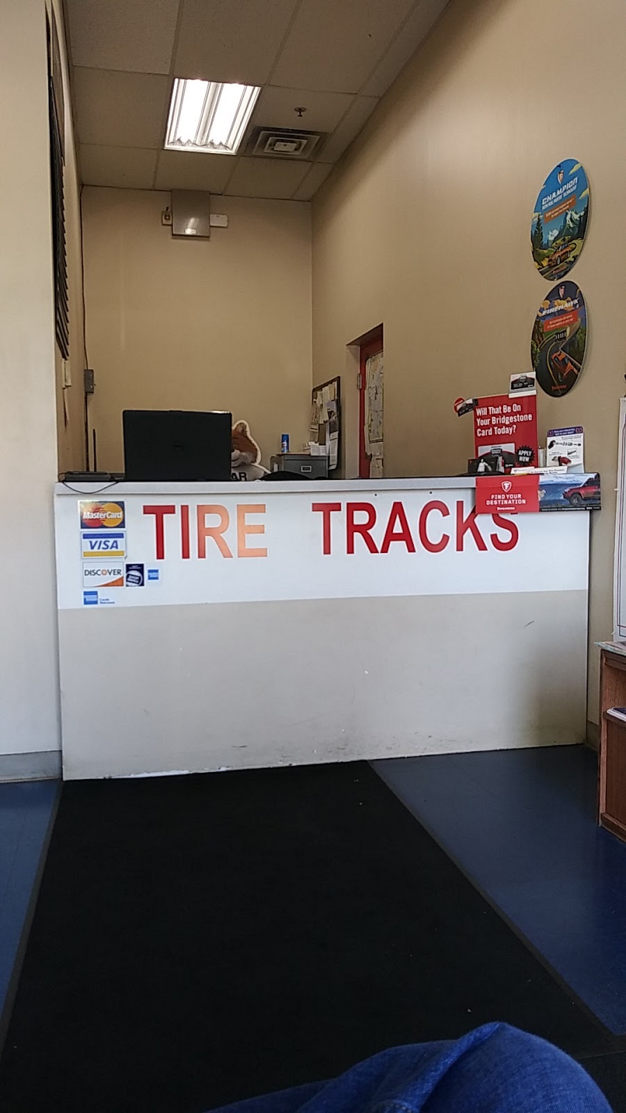 Tire Tracks USA | 524 W Grand Ave, Elmhurst, IL 60126, USA | Phone: (630) 832-4400