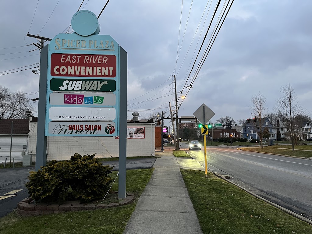 East River Convenient | 905 E River St, Elyria, OH 44035, USA | Phone: (440) 323-5111