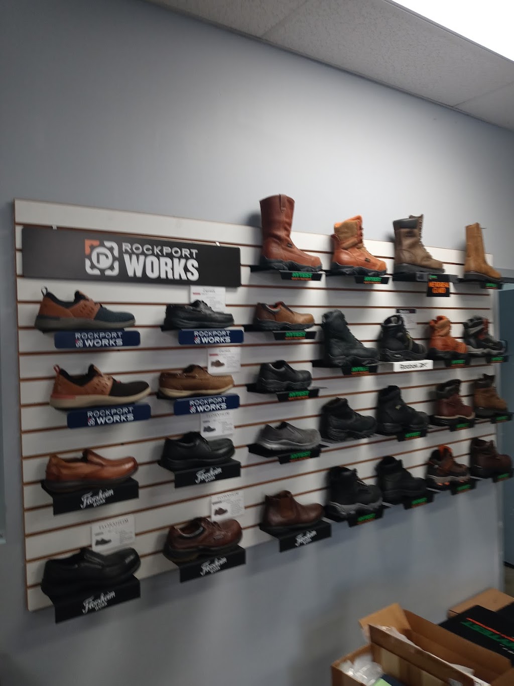 Safety Shoe Distributors | 9500 Satellite Blvd Ste 230, Orlando, FL 32837, USA | Phone: (407) 857-1197