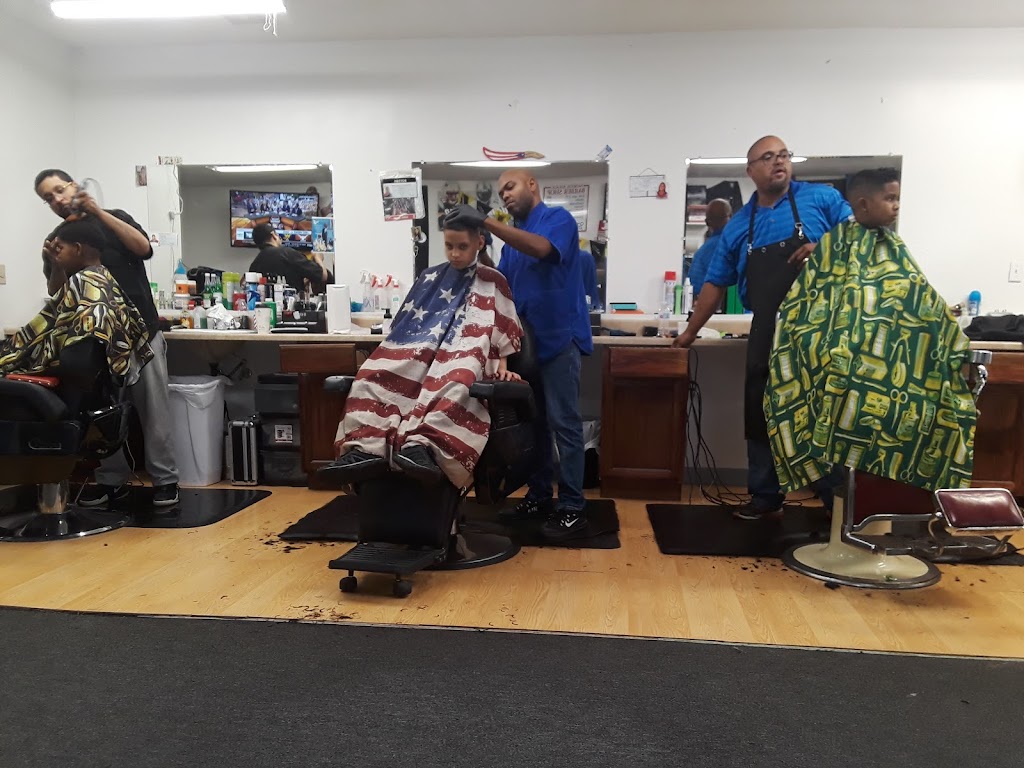 North Ridge Barber Shop | 2124 N Ridge Rd, Lorain, OH 44055, USA | Phone: (440) 541-7279