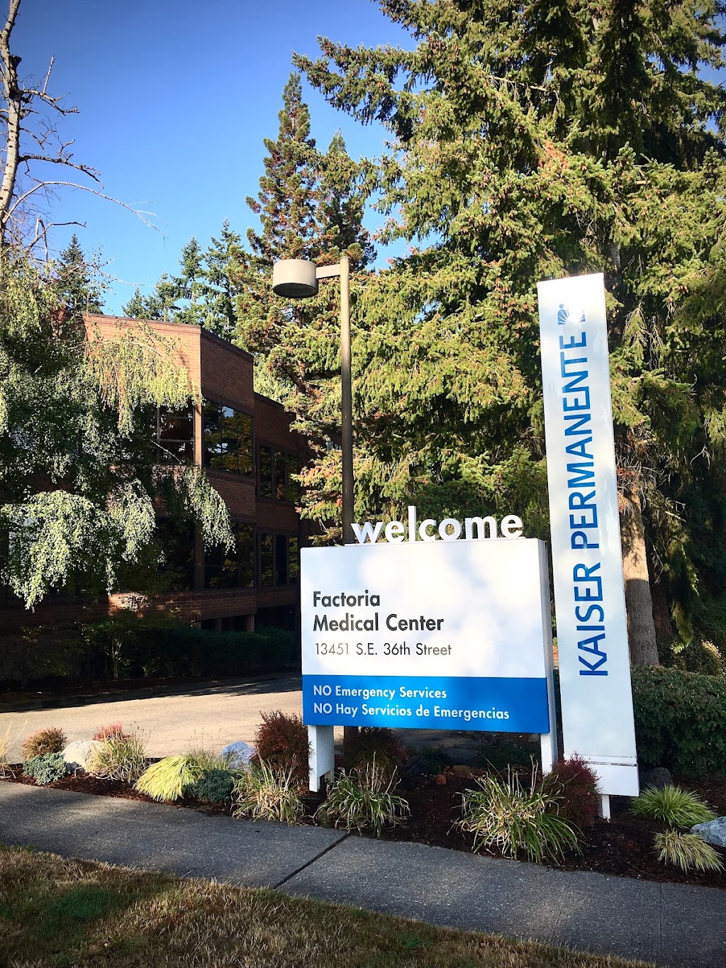 Kaiser Permanente Factoria Medical Center | 13451 SE 36th St, Bellevue, WA 98006 | Phone: (425) 562-1337