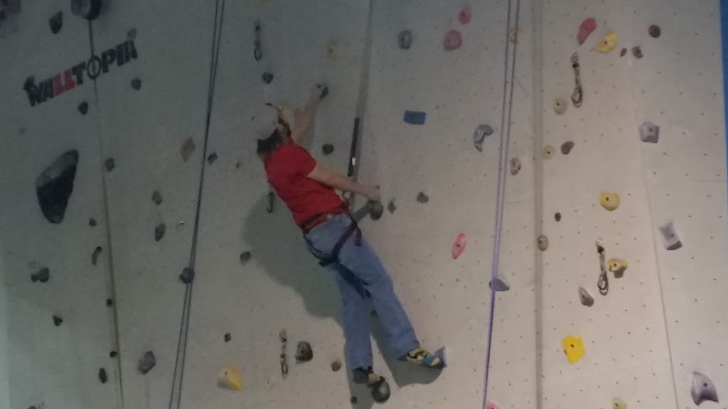 Summit Climbing, Yoga & Fitness - Norman | 2701 Washington Dr, Norman, OK 73069 | Phone: (405) 310-4648