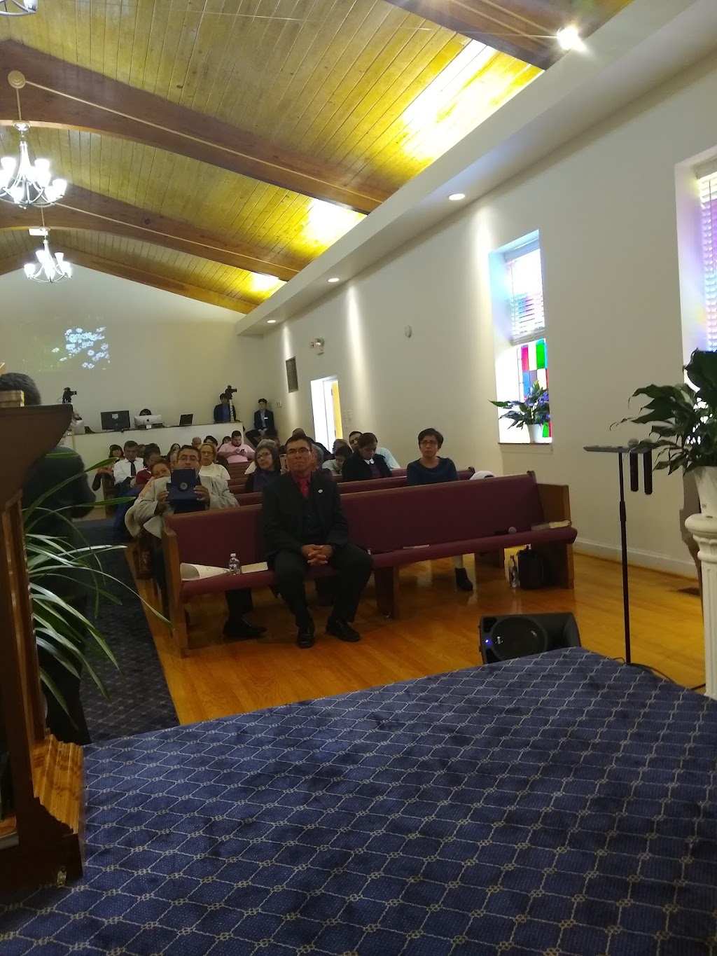 Arlington Spanish SDA Church | 6624 Locust St, Falls Church, VA 22046, USA | Phone: (703) 237-0410