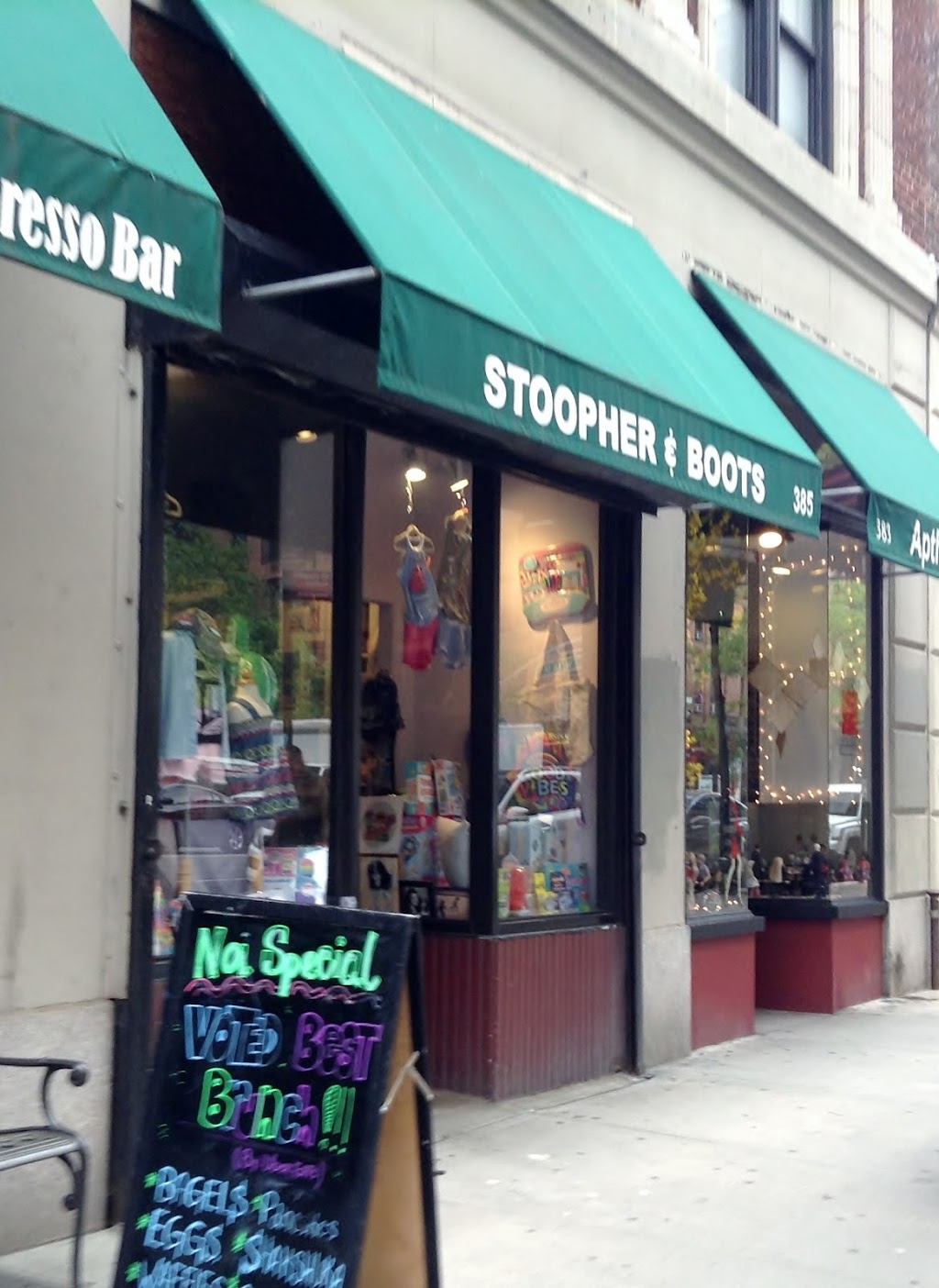 Stoopher & Boots | 385 Amsterdam Ave, New York, NY 10024, USA | Phone: (212) 877-2128