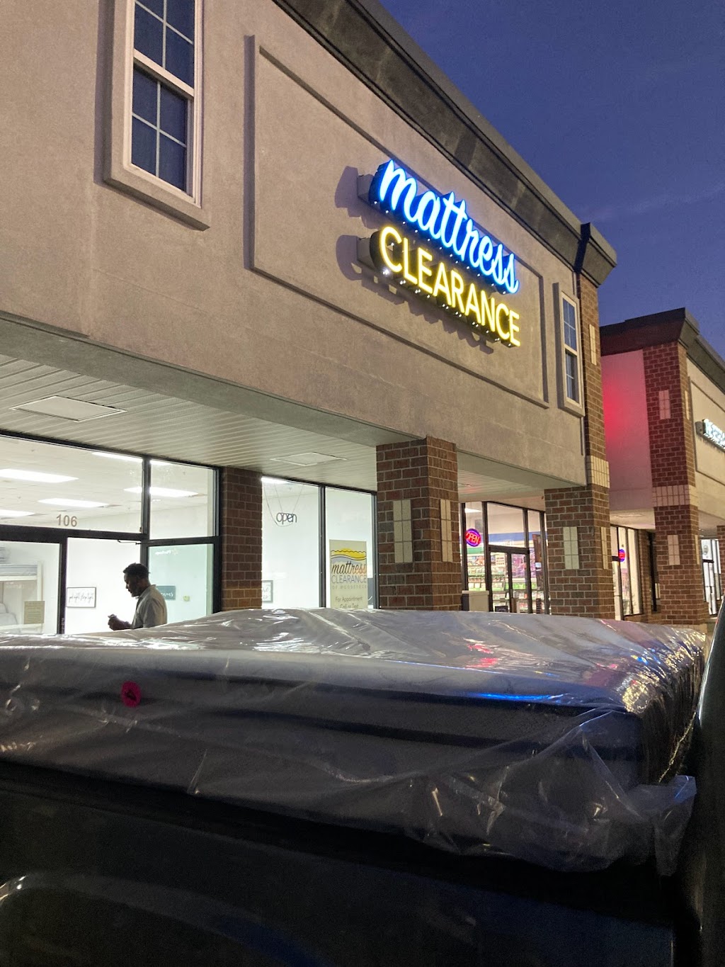 Mattress Clearance of Woodstock | 12186 Hwy 92 #106, Woodstock, GA 30188, USA | Phone: (470) 534-7284