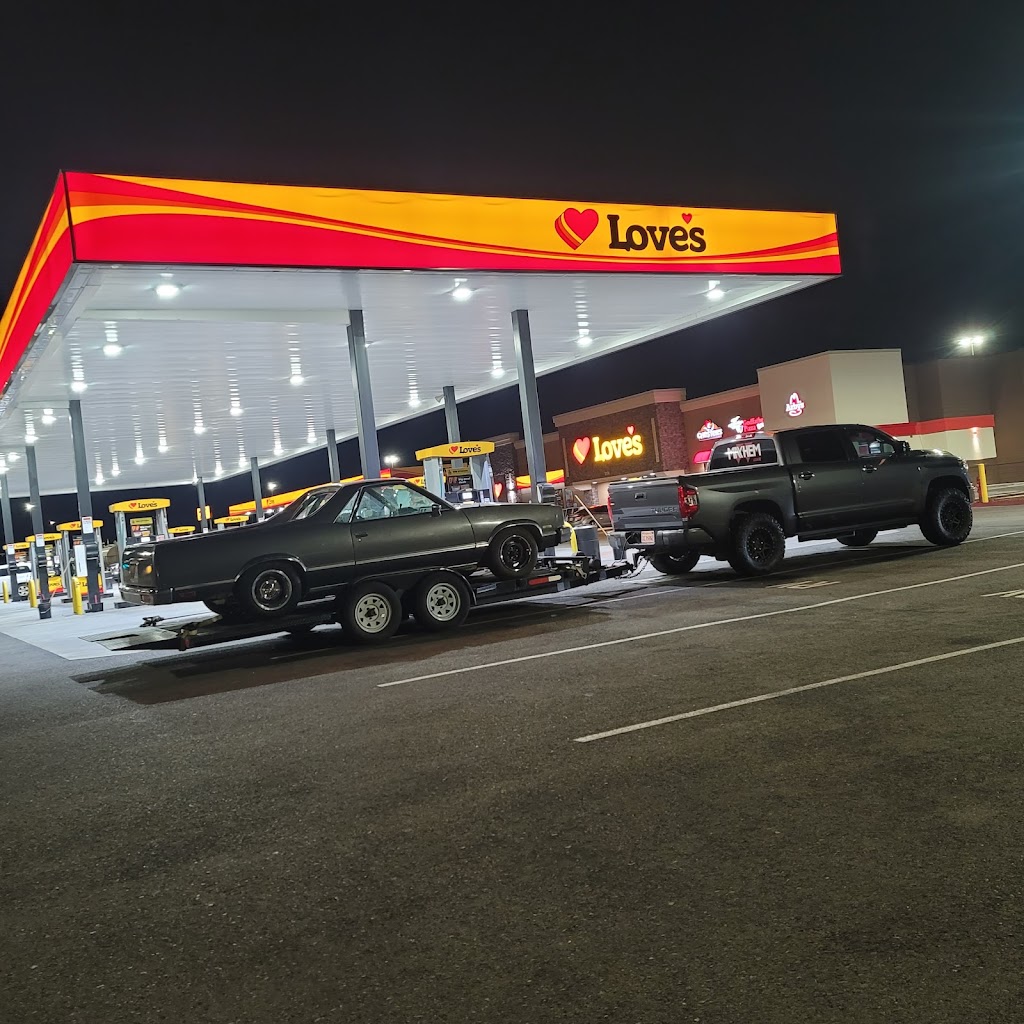 Loves Travel Stop | 3174 Avenue 17, Madera, CA 93638, USA | Phone: (559) 661-1012