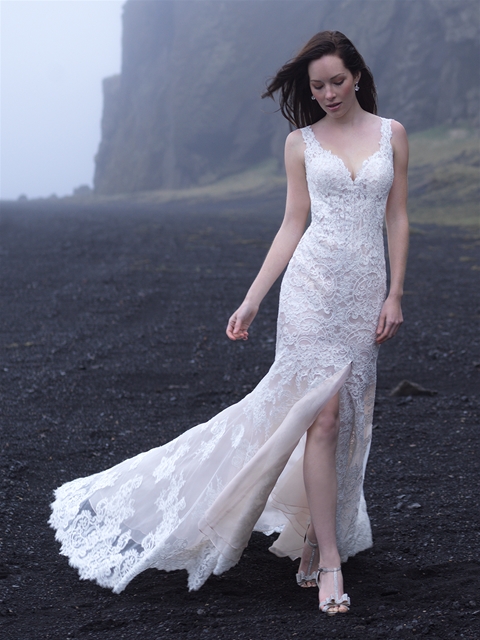 Tulle Bridal Outlet | 379 S Broadway, Salem, NH 03079, USA | Phone: (603) 458-6116