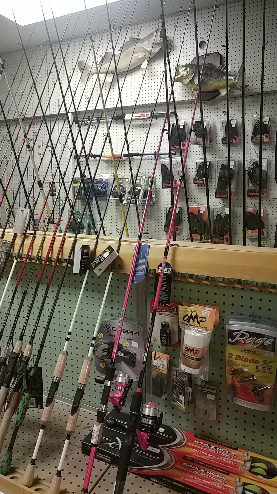 Robersons Sporting Goods | 6348 Germantown Rd, Middletown, OH 45042, USA | Phone: (513) 422-4191