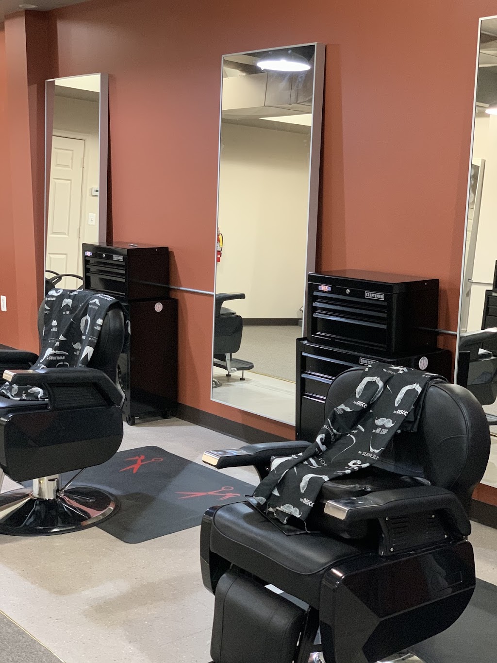 Refined Edge Barber Shop | 14130 Noblewood Plaza Suite 303, Woodbridge, VA 22193, USA | Phone: (571) 234-7909