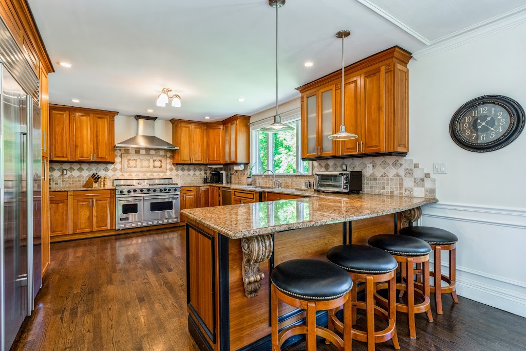 Sam Campolo Real Estate | 120 Bloomingdale Rd, White Plains, NY 10605, USA | Phone: (914) 584-9799