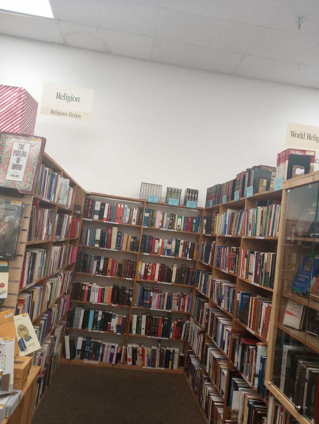 Half Price Books | 6339 E Southern Ave, Mesa, AZ 85206, USA | Phone: (480) 325-8354