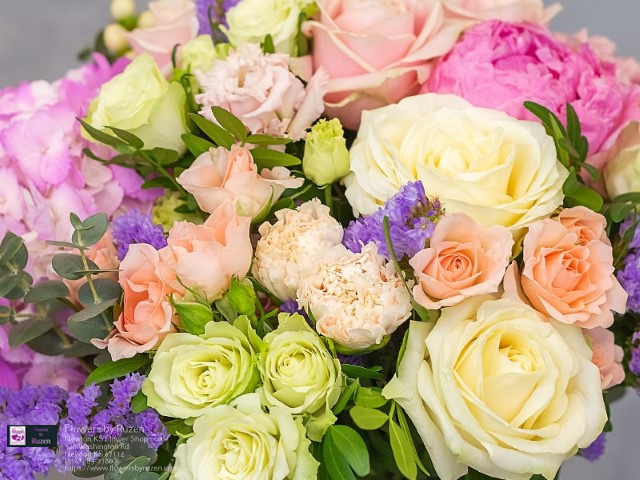 Flowers by Ruzen Florist & Flower Delivery | 520 Washington Rd, Newton, KS 67114, USA | Phone: (316) 283-1780